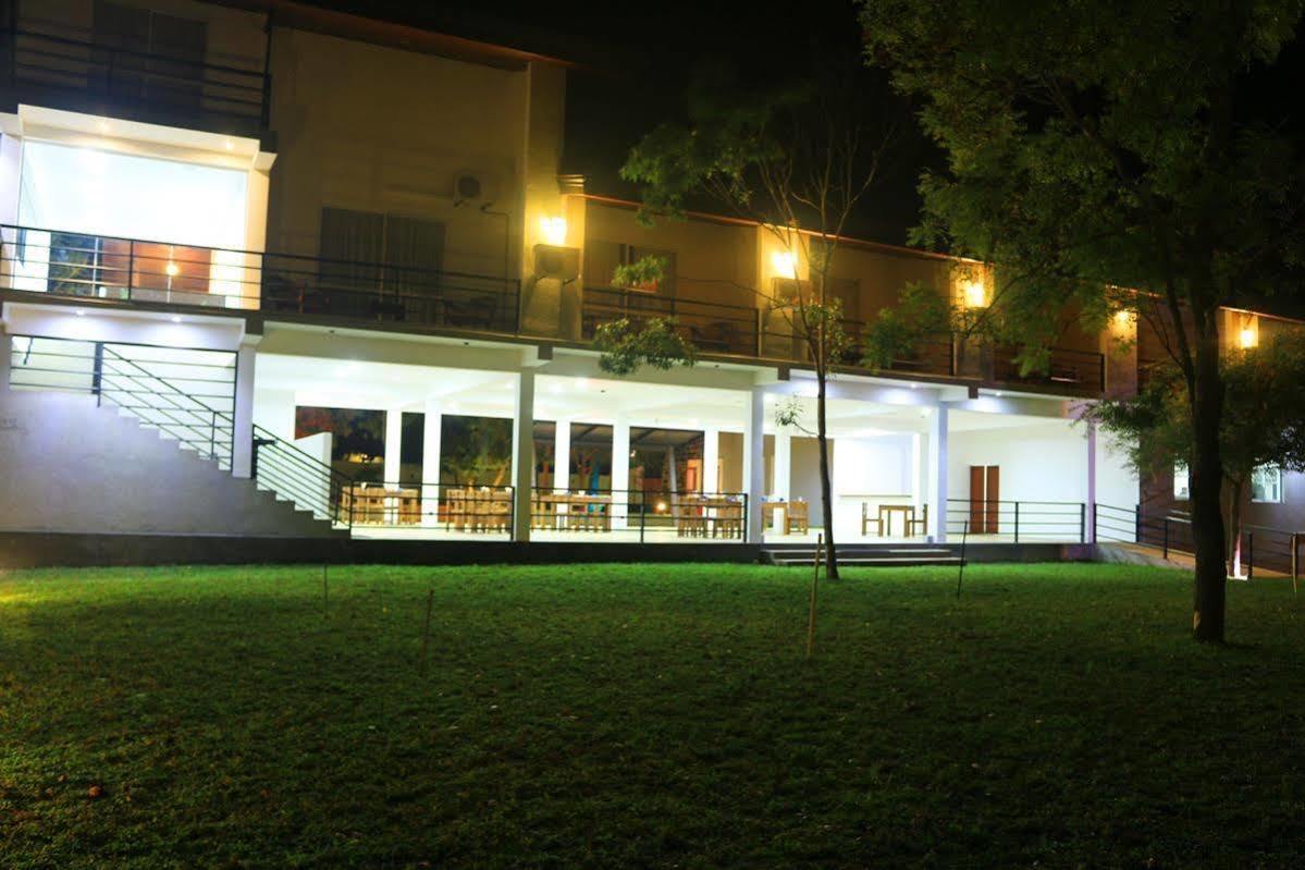 Athena Lake By Seedevi Dambulla Exterior foto
